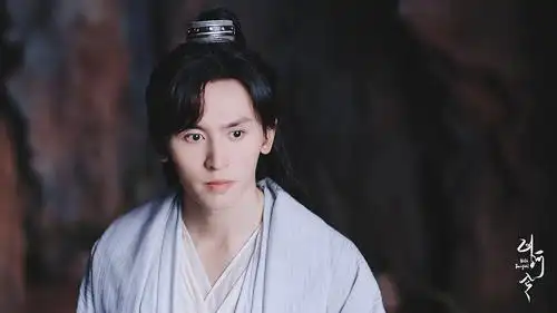 这一路走来阿絮真的是肉眼可见的在憔悴