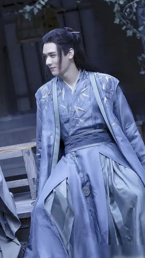 山河令温客行见自家阿絮穿的盛世美服花花绿绿穿出了仙气