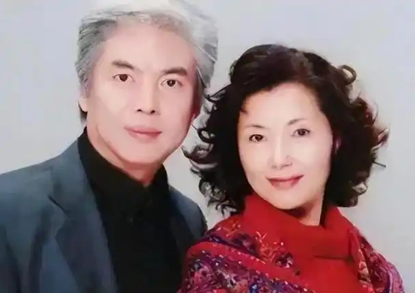 黄日华|许玮伦|娱乐圈|周渝民|姜黎黎_网易订阅