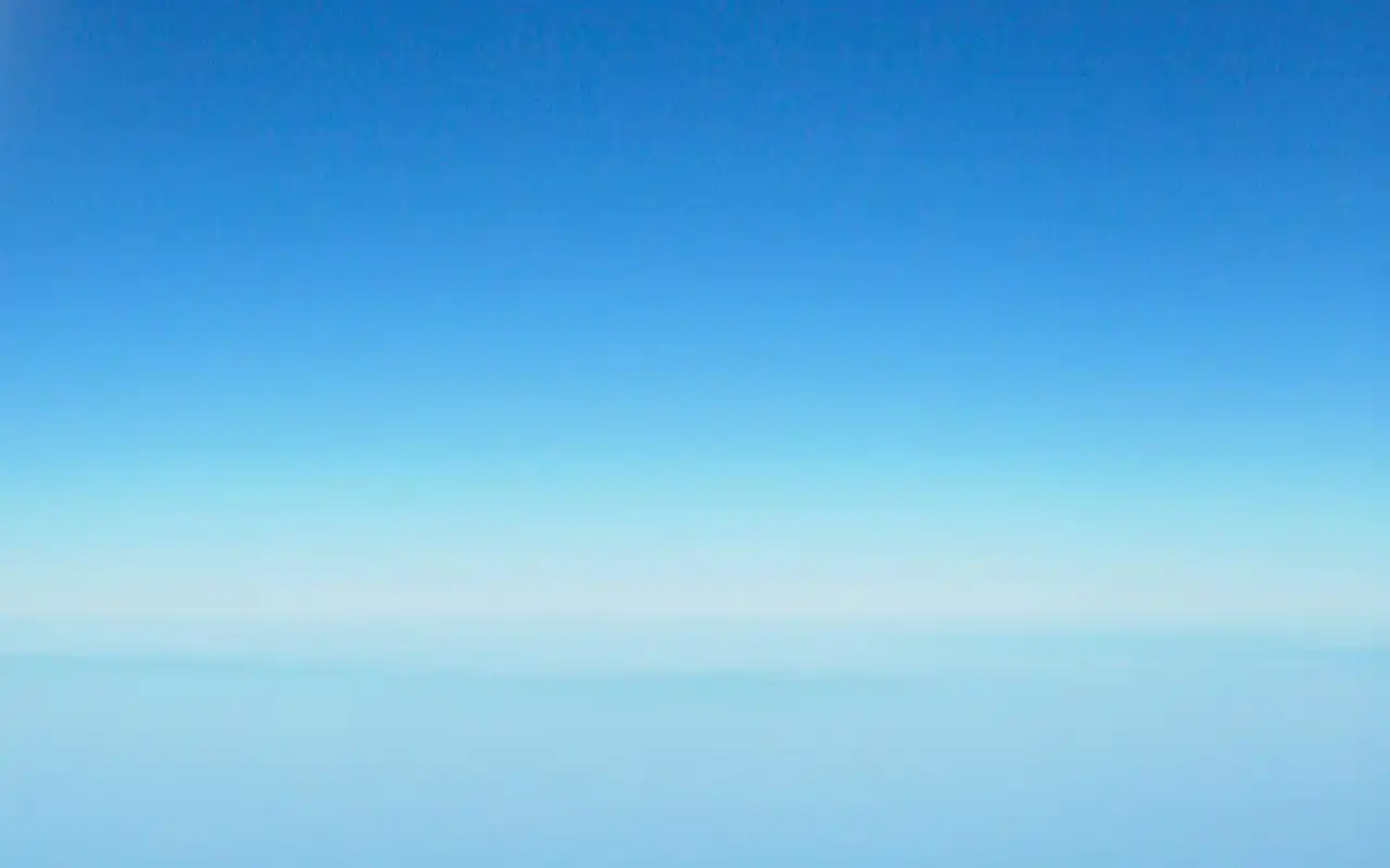 蓝色唯美的风景图片桌面壁纸