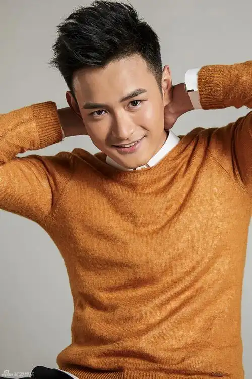 组图:王雨最新大片曝光 大气彰显绅士的品格