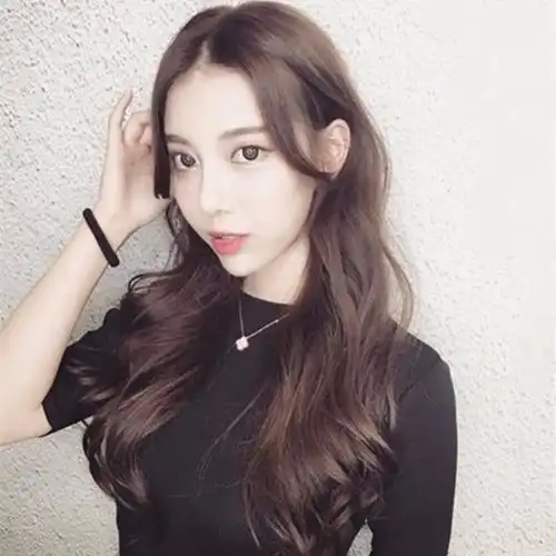 中分卷刘海图片女生 显嫩卖萌显气质,女生都爱的款,快点get起来