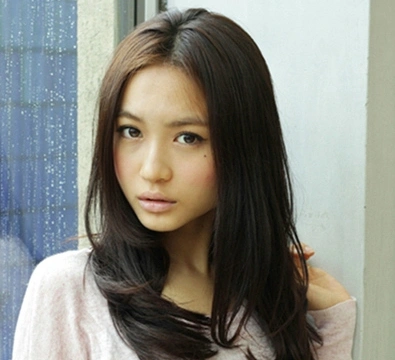 国字脸女生适合的发型图片