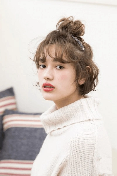 2012扎头发方法图解 教扎1000种头发 短发扎头发方法 韩国女生扎头发