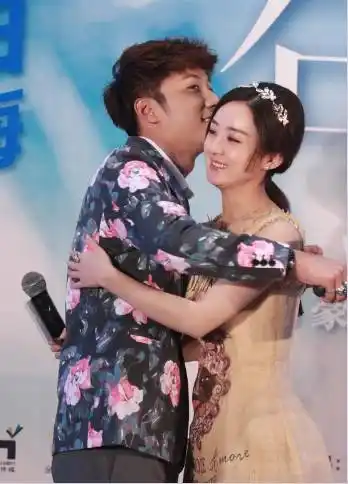 赵丽颖谈乔任梁落泪不想通过微博表达心情望大家尊重逝者