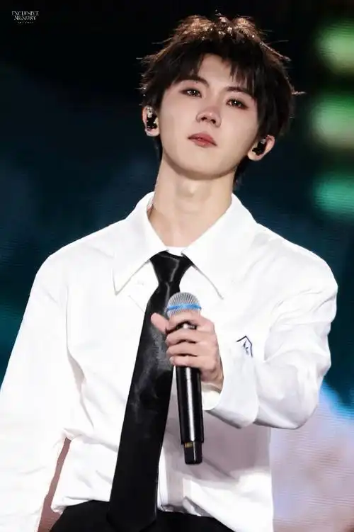 马嘉祺楼间楼演唱会##马嘉祺灿烂的花园