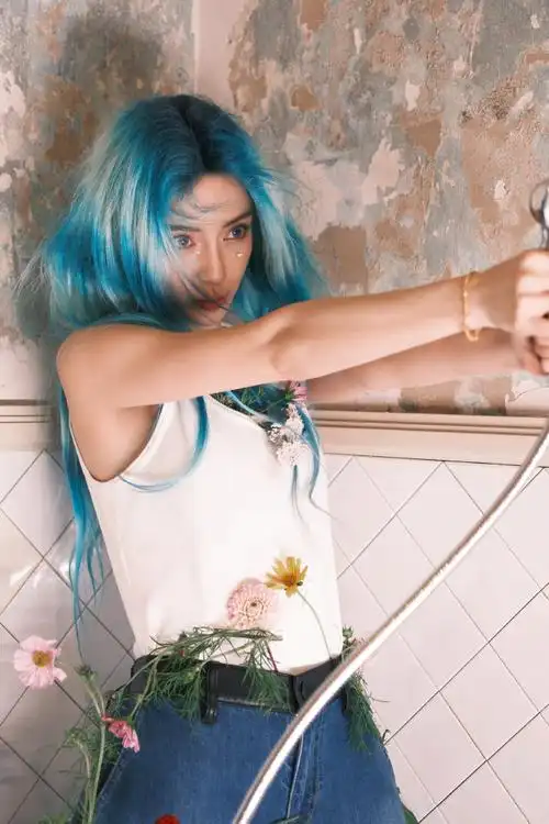 angelababy瑞丽28周年封面##angelababy在逃精灵