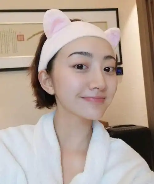 女明星素颜照片(盘点12位女明星素颜照)