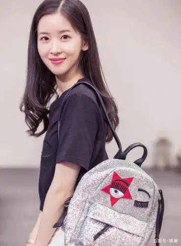 "奶茶妹妹"章泽天:成功不需要靠刘强东,她就拥有智慧与格局