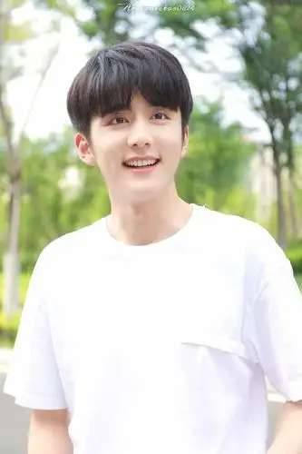 求张新成生图 自拍 生活照