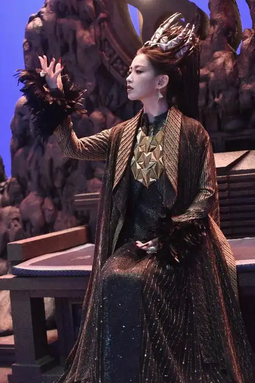 《斗罗大陆》朱珠饰演原著最美女性角色比比东 双生武魂首宗霸气上线