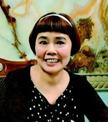 导演杨延晋:因潘虹离婚,再婚娶才女玄小佛,现在怎样了