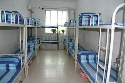 温馨宿舍我的家――实验初中宿舍管理篇章