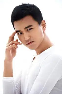 乌日根(wuenigr),出生于内蒙古呼和浩特市,中国内地影视男演员,毕业于