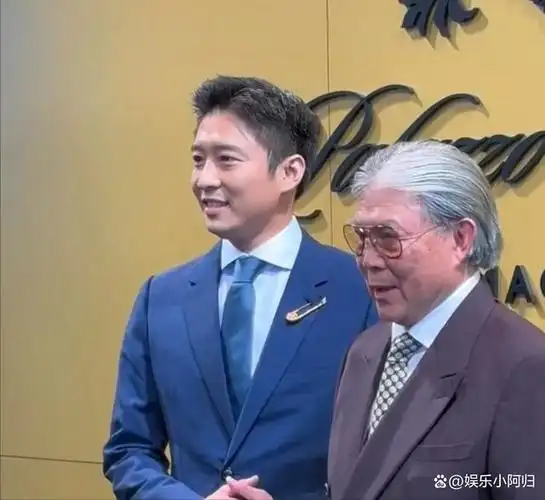 霍启仁求婚成功,大哥二哥事业出色,原来他才是霍家最幸福的人