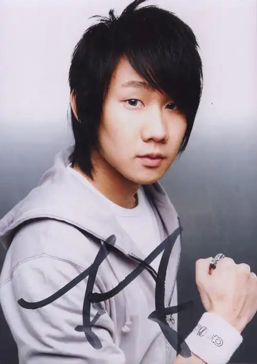 敬告山上某些tf不要再欺负人家moji小姑娘