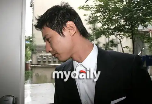 元彬参加联合国儿童基金会任命仪式