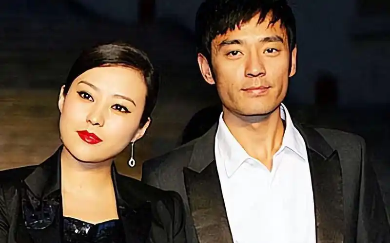 当时,郝蕾刚与前男友邓超分手,状态低落.