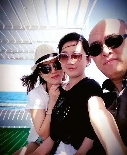 刀郎的前任妻子杨娜,在见证了前夫取得的巨大成就之后,出乎意料地出现