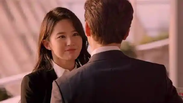 第三种爱情:霸总美女顶级拉扯,成年人恋爱速度,一言不合就拥吻