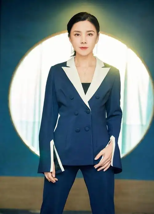 何琳:巅峰时息影照顾公婆,今复出再回巅峰,是婆婆吕中的骄傲