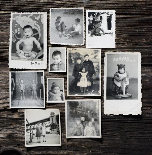 民俗老物件怀旧收藏老照片知青下乡黑白相片装饰旧货收藏品摆件