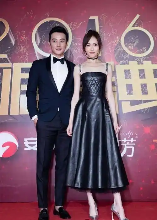 李心艾爆料唐嫣生了龙凤胎,网友边祝贺边等着官宣_罗晋_消息_微博