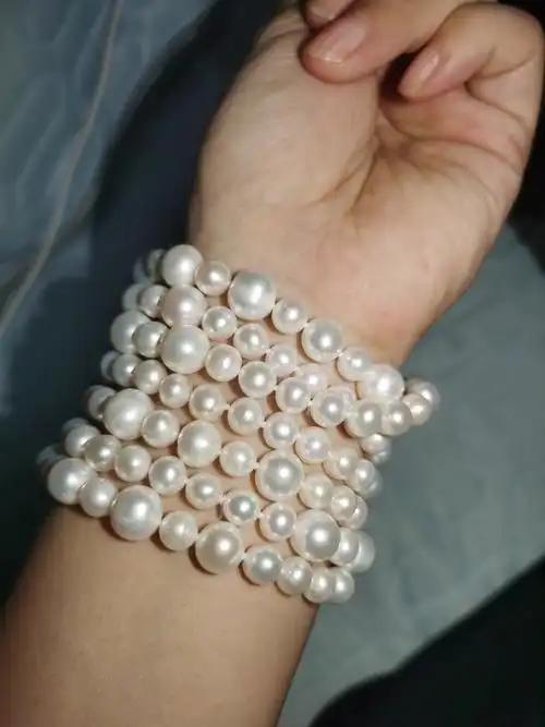 老庙黄金珍珠项链怎么样 珍珠光泽感很不错,还戴了丝巾,..._什么值得