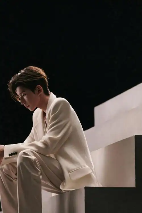 王源明5导师秀预告##王源新专辑夏野了