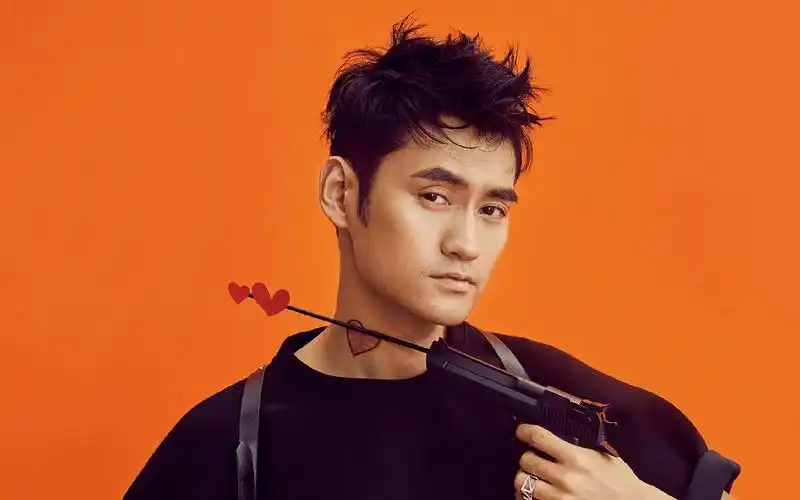 演员袁弘:我这辈子最正确的决定,就是娶了好兄弟的前妻张歆艺_胡歌