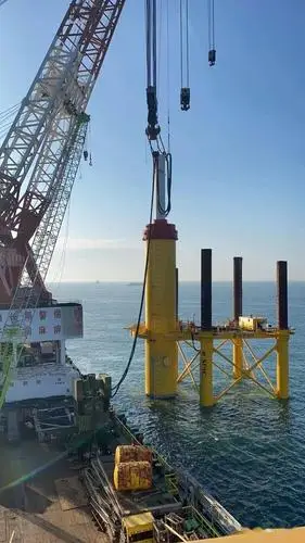 国内3500kj液压冲击锤顺利完成首秀