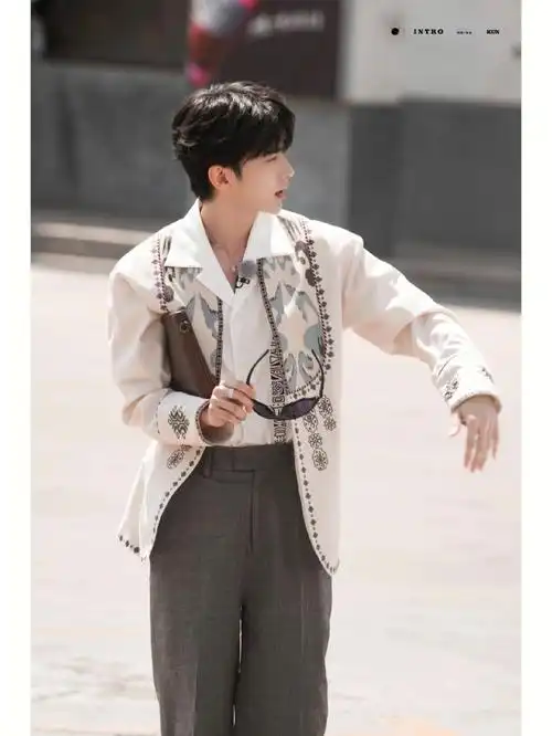 蔡徐坤高清壁纸