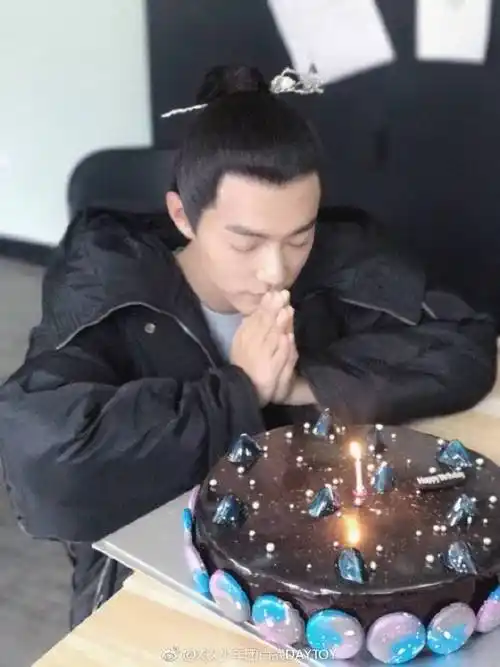 肖战顺顺利利##肖战