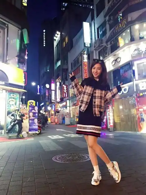 昨晚播出的《蜜蜂少女队》吴奇隆队的#赵婉婷受伤#蜜蜂少女们为婉婷