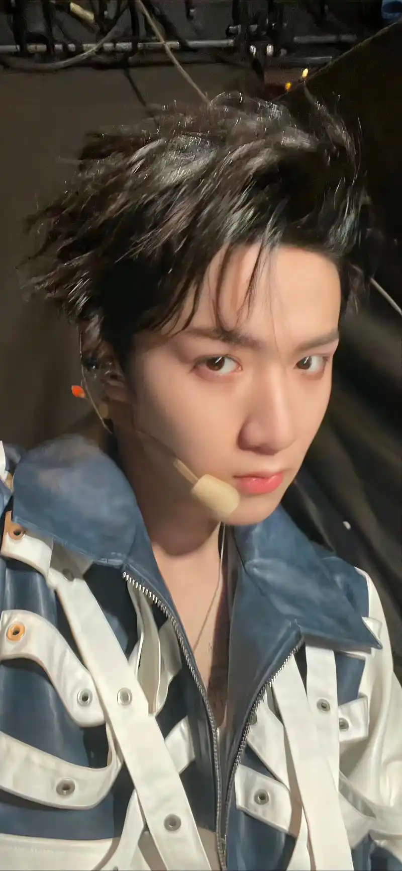 酷酷的大男孩90#刘耀文 #刘耀文壁纸 #刘耀文第二十条 # - 抖音