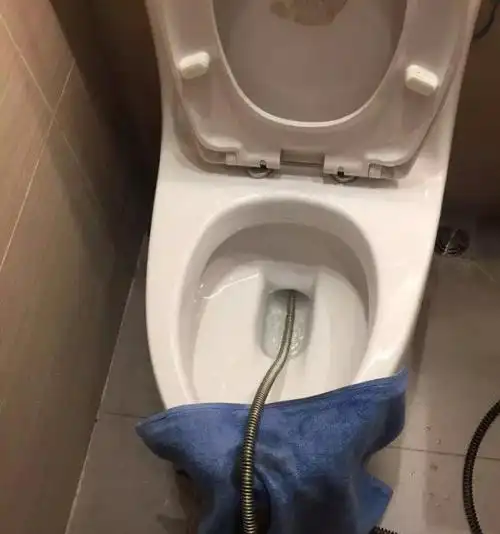 广州管道疏通通厕所通马桶通下水道清化粪池高压车疏通