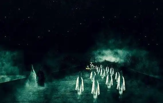 人死后先过鬼门关,再走黄泉路,路的尽头是忘川河,河上有一座桥叫