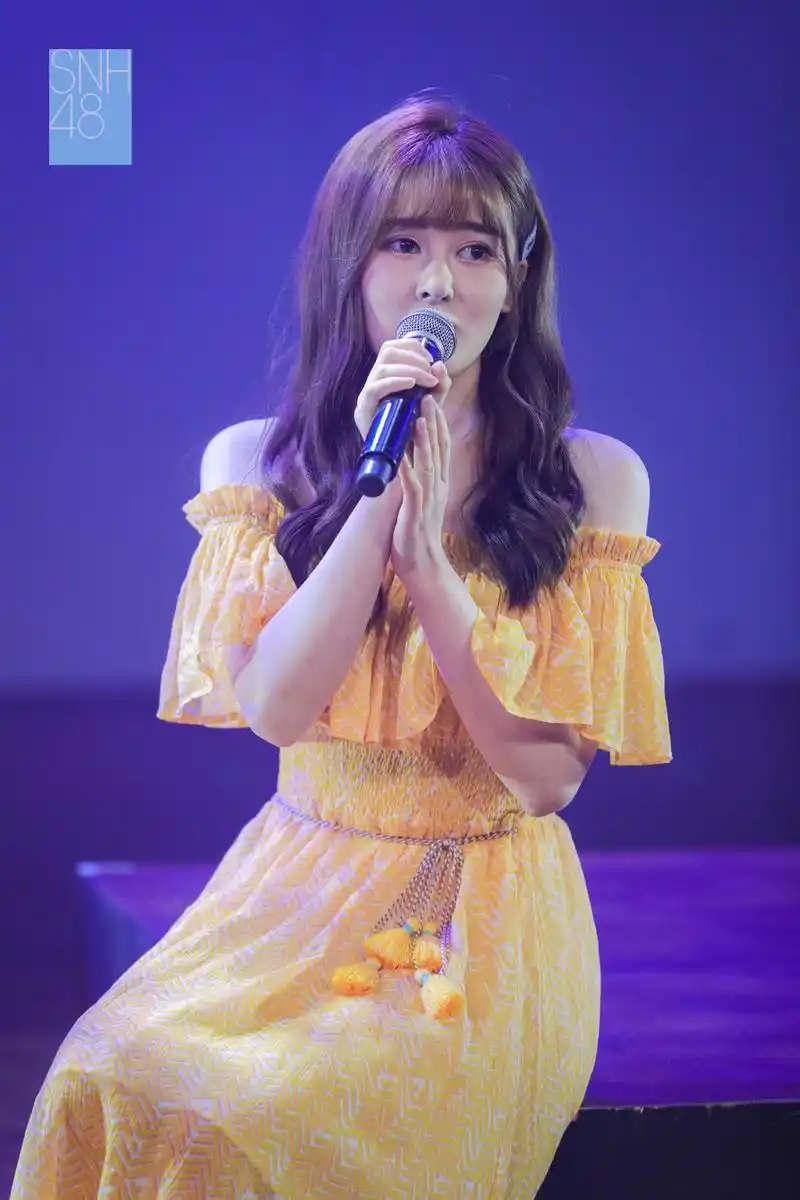 温晶婕,水嫩可人,向前冲鸭