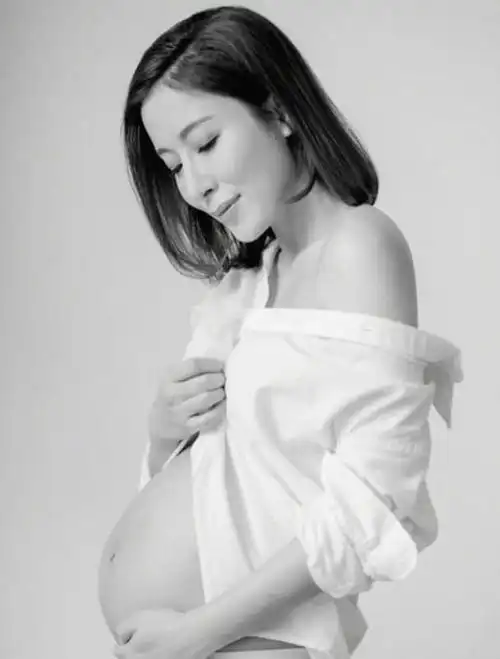 明星们为拍孕照,林峯老婆扮丑,杨怡性感,刘璇一般人学不来不来