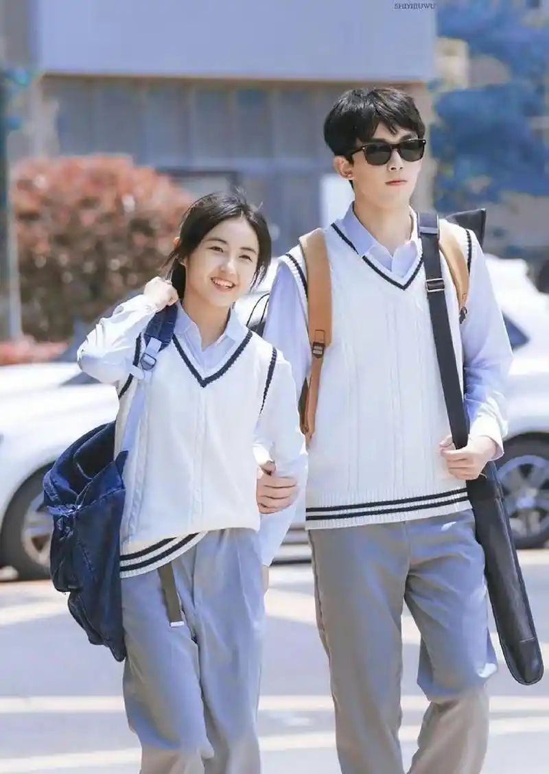 吴磊和张子枫真的官宣了吗?