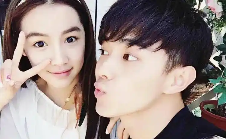 男星许凯和前女友合作过5次,首演夫妻档,两人关系更像朋友_张楠_对方