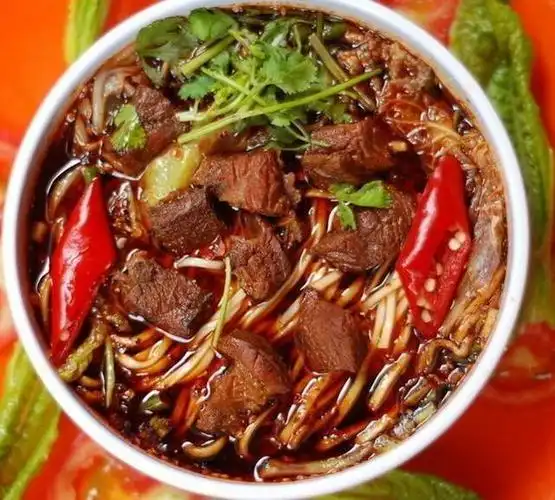 重庆特色小面 牛肉面的制作