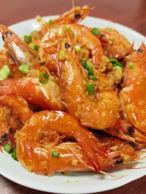 蒜蓉大虾满满的蒜香味爱了