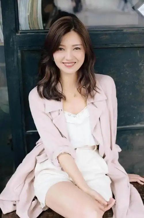 傅晶,实力与温柔并存,好演员就应当被岁月温柔以待!