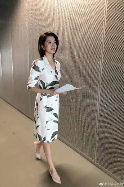 张静央视主持人张静个人资料简介照片微博第一时间职场健康课