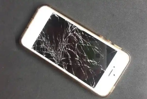 苹果屏幕损坏,官方维修还是第三方店铺?利弊解析与选择建议