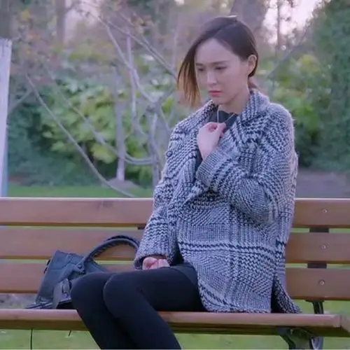 46353-克拉恋人米朵唐嫣同款 韩版千鸟格子外套不规则开叉羊毛呢大衣