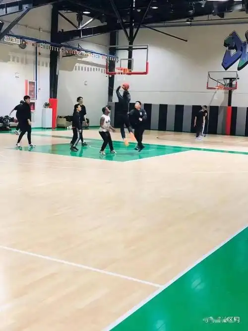 芍药居喜欢打篮球的来室内篮球馆散客过年球馆不打烊
