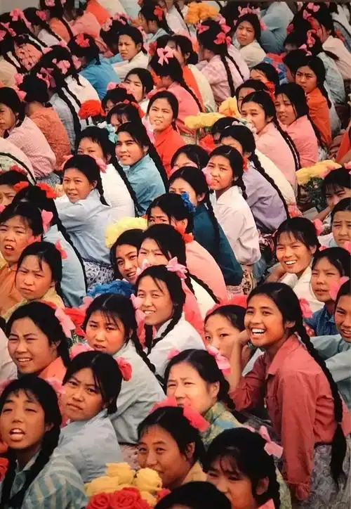 一组7080年代中国彩色老照片看完让人热泪盈眶