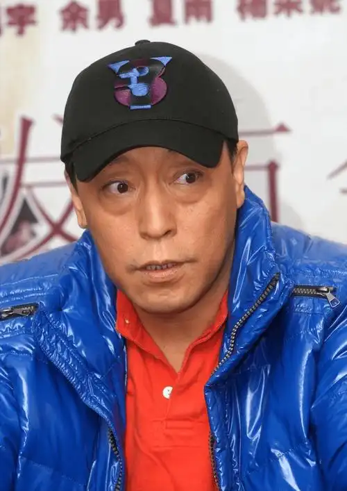 演员倪大红:娶倪萍表妹为妻,出道几十年,因"苏大强"再度火出圈